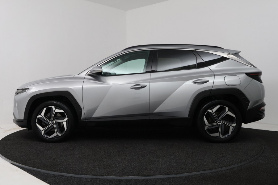 Hyundai Tucson 1.6 T-GDI PHEV Comfort 4WD (NAVIGATIE, STOELVERWARMING, CAMERA, 1e EIGENAAR, GOED ONDERHOUDEN)
