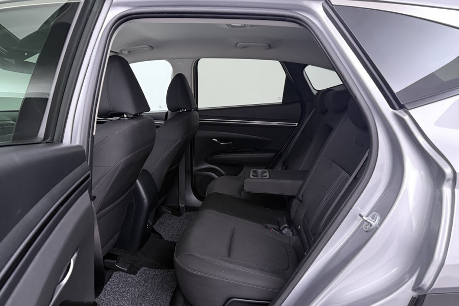 Hyundai Tucson 1.6 T-GDI PHEV Comfort 4WD (NAVIGATIE, STOELVERWARMING, CAMERA, 1e EIGENAAR, GOED ONDERHOUDEN)
