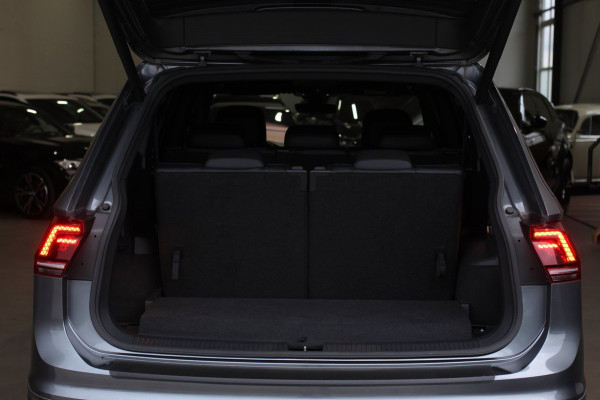 Volkswagen Tiguan Allspace 2.0 TSI R-Line *7persoon*Dynaudio*Keyless*Camera*Led*