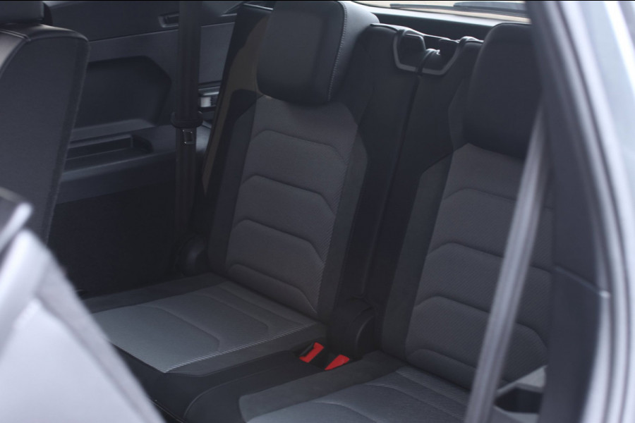 Volkswagen Tiguan Allspace 2.0 TSI R-Line *7persoon*Dynaudio*Keyless*Camera*Led*