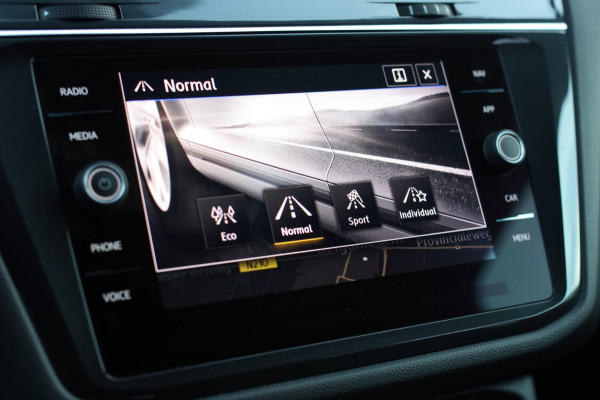 Volkswagen Tiguan Allspace 2.0 TSI R-Line *7persoon*Dynaudio*Keyless*Camera*Led*