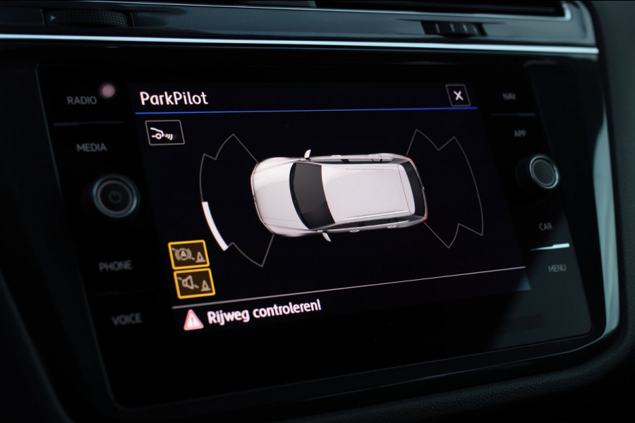 Volkswagen Tiguan Allspace 2.0 TSI R-Line *7persoon*Dynaudio*Keyless*Camera*Led*