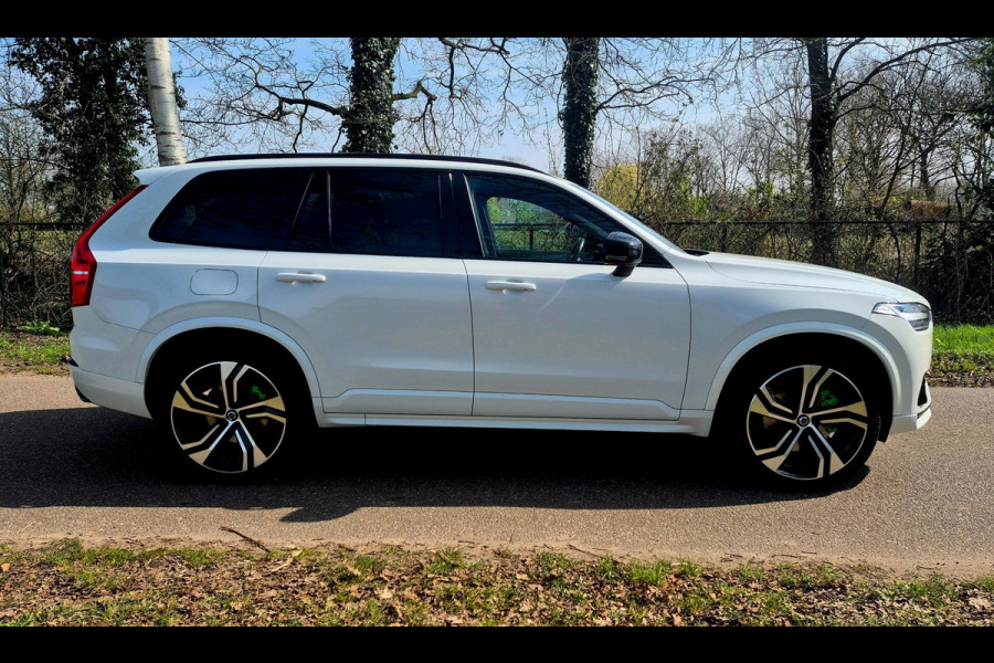 Volvo XC90 2.0 T8 Recharge AWD R-Design . 22 inch . Camera