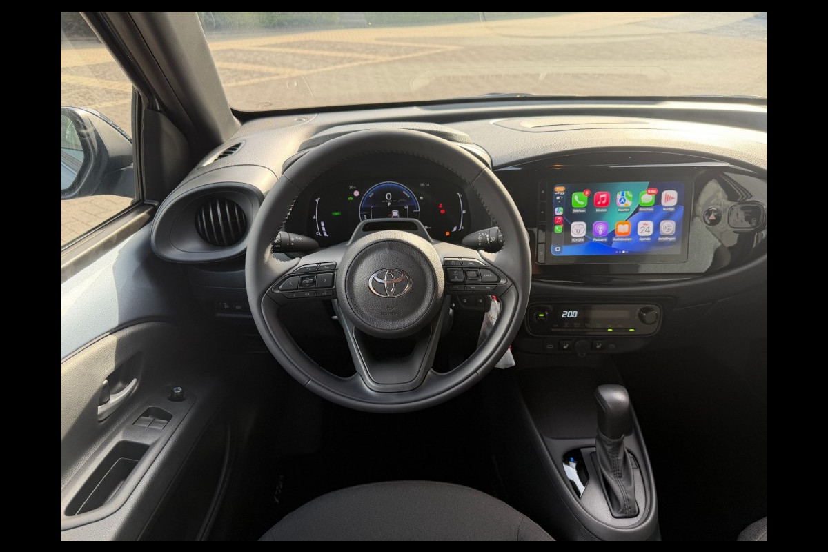 Toyota Aygo X HYBRID 1.5 17 Lichtmetaal Stoelverwarming Go pack