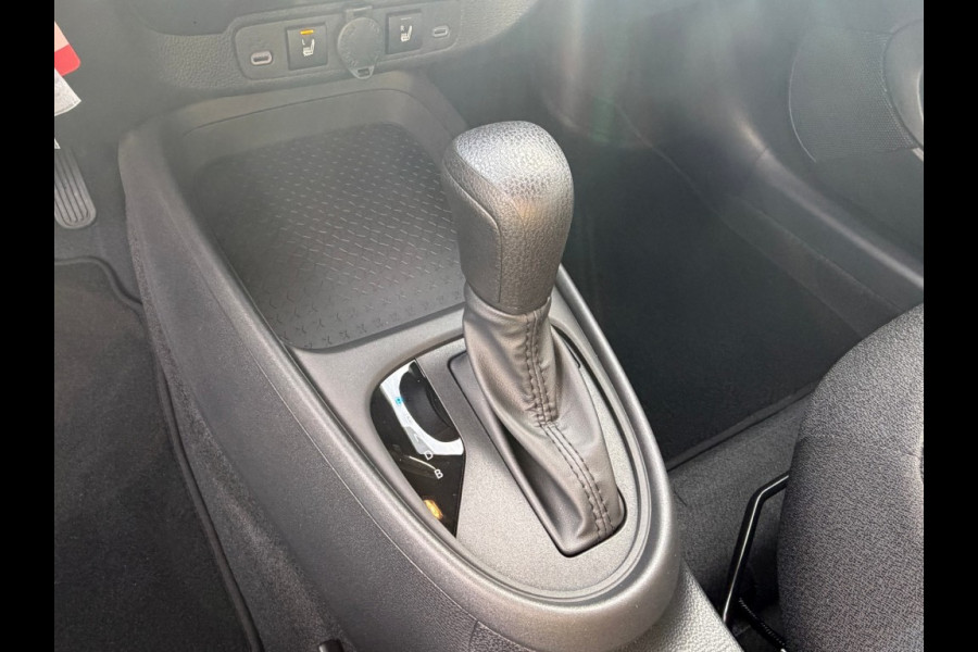 Toyota Aygo X HYBRID 1.5 17 Lichtmetaal Stoelverwarming Go pack