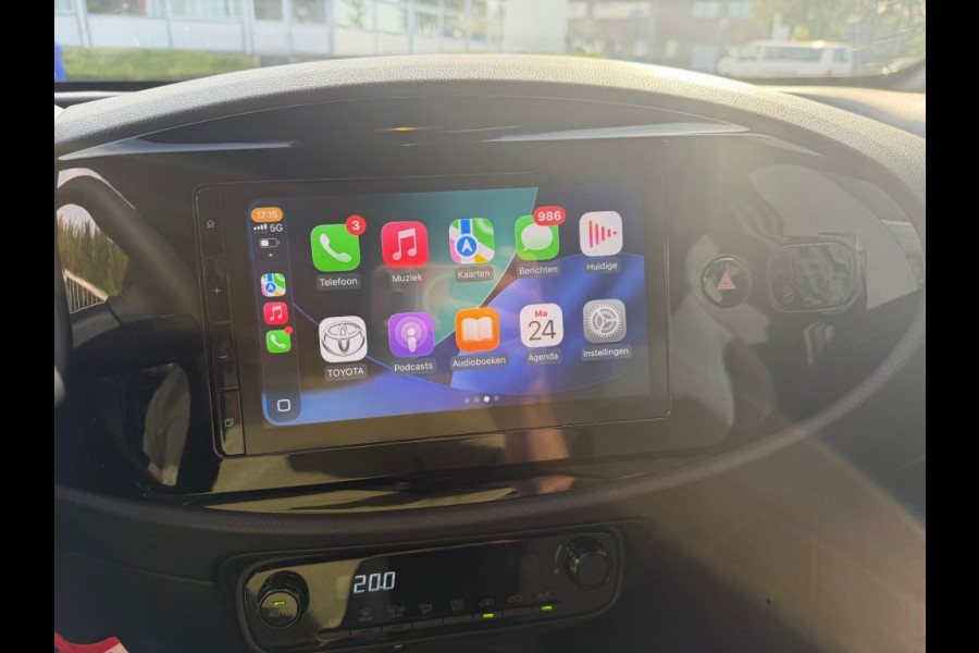 Toyota Aygo X HYBRID 1.5 17 Lichtmetaal Stoelverwarming Go pack