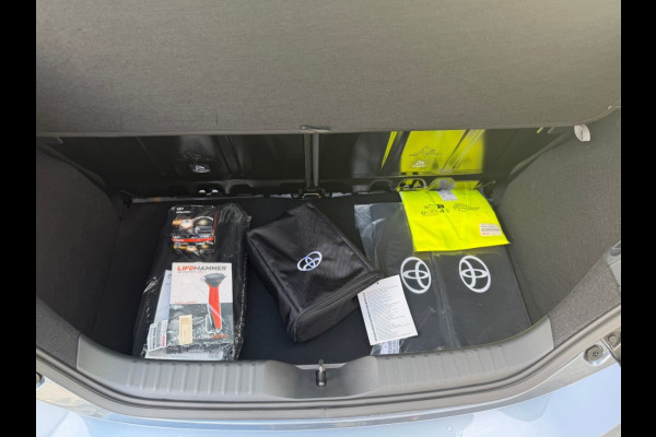 Toyota Aygo X HYBRID 1.5 17 Lichtmetaal Stoelverwarming Go pack