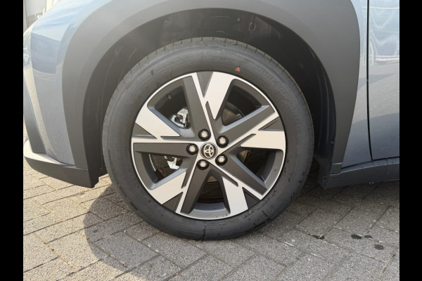 Toyota Aygo X HYBRID 1.5 17 Lichtmetaal Stoelverwarming Go pack