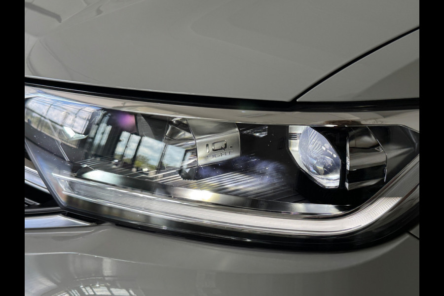 Volkswagen T-Roc TSI 110PK R-LINE SPORT IQ.LIGHT/TREKHAAK/STOEL VERW.