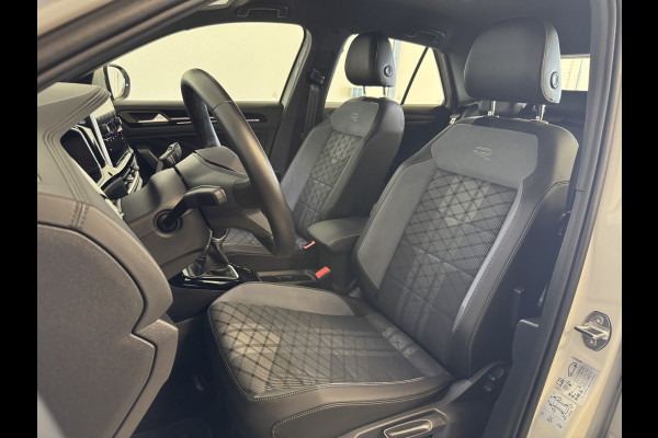 Volkswagen T-Roc TSI 110PK R-LINE SPORT IQ.LIGHT/TREKHAAK/STOEL VERW.