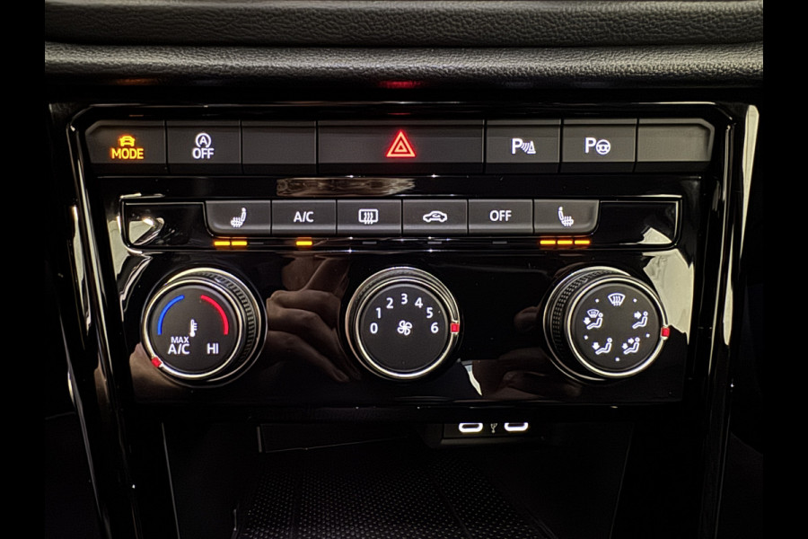 Volkswagen T-Roc TSI 110PK R-LINE SPORT IQ.LIGHT/TREKHAAK/STOEL VERW.