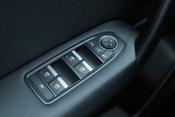 Renault Captur 1.6 E-Tech Plug-in Hybrid / Carplay / Camera