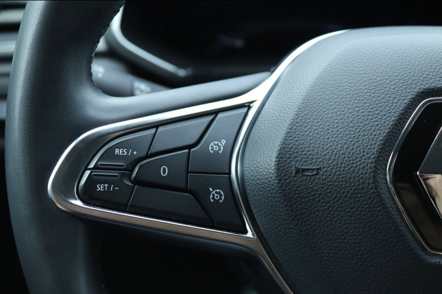 Renault Captur 1.6 E-Tech Plug-in Hybrid / Carplay / Camera