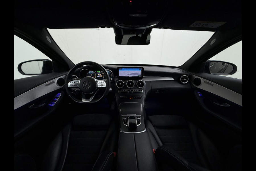 Mercedes-Benz C-Klasse Estate 300De Diesel Hybride 306pk - 700Nm! AUT-9 AMG Limited Trekhaak Apple Carplay Android Auto Elek.Stoelen+Verwarmd Navi Ecc  SOH 97% Solution Business Elek.Achterklep Led Privacy Glas Lmv 18" Night-pakket 1800kg trekvermogen!