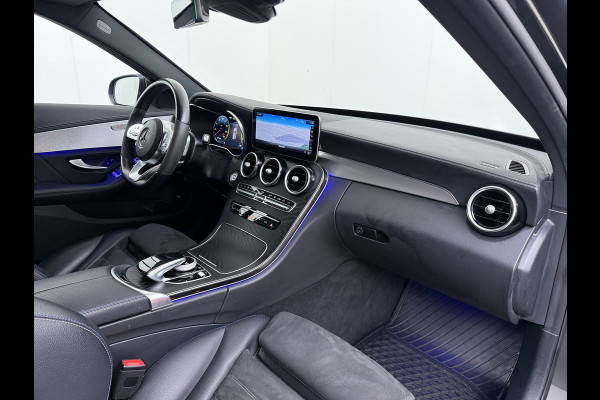 Mercedes-Benz C-Klasse Estate 300De Diesel Hybride 306pk - 700Nm! AUT-9 AMG Limited Trekhaak Apple Carplay Android Auto Elek.Stoelen+Verwarmd Navi Ecc  SOH 97% Solution Business Elek.Achterklep Led Privacy Glas Lmv 18" Night-pakket 1800kg trekvermogen!