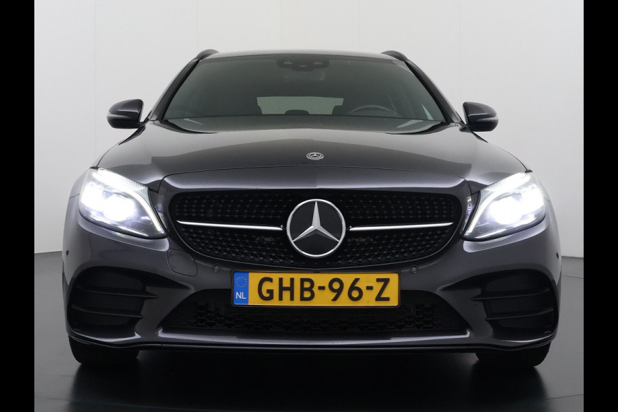 Mercedes-Benz C-Klasse Estate 300De Diesel Hybride 306pk - 700Nm! AUT-9 AMG Limited Trekhaak Apple Carplay Android Auto Elek.Stoelen+Verwarmd Navi Ecc  SOH 97% Solution Business Elek.Achterklep Led Privacy Glas Lmv 18" Night-pakket 1800kg trekvermogen!