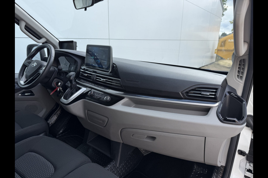 Maxus eDeliver 9 65kWh 204PK Elektrisch Bakwagen met achterdeuren Airco ACC Carplay Camera Parkeersensoren Meubelbak Koffer