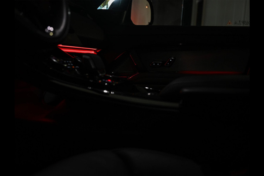 Land Rover Range Rover Sport 3.0 P440e Dynamic HSE | Panoramadak | NL-Auto | 360 Camera | HUD | Meridian | Luchtvering | Memory Seats | Trekhaak | Adaptive Cruise | Ambiance Interieur |