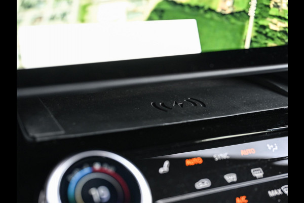 Land Rover Range Rover Sport 3.0 P440e Dynamic HSE | Panoramadak | NL-Auto | 360 Camera | HUD | Meridian | Luchtvering | Memory Seats | Trekhaak | Adaptive Cruise | Ambiance Interieur |