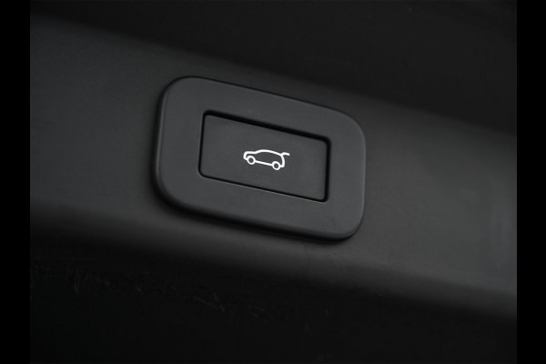 Land Rover Range Rover Sport 3.0 P440e Dynamic HSE | Panoramadak | NL-Auto | 360 Camera | HUD | Meridian | Luchtvering | Memory Seats | Trekhaak | Adaptive Cruise | Ambiance Interieur |