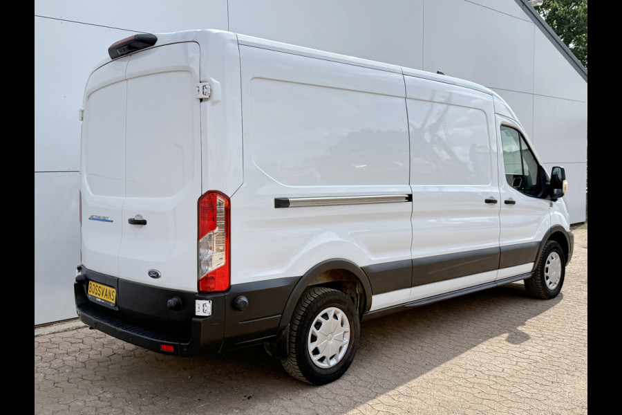 Ford E-Transit 68kWh 184PK L3H2 317km WLTP 96,2% (SOH) BEV Snelladen Navigatie Cruise control Climate control 360 Camera Carplay Laadkabel Parkeersensoren