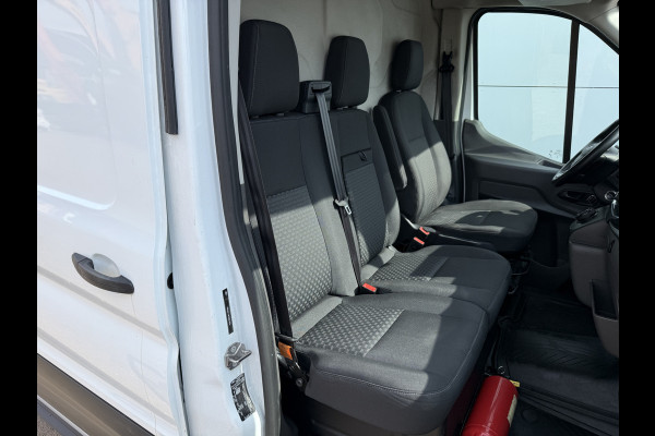 Ford E-Transit 68kWh 184PK L3H2 317km WLTP 96,2% (SOH) BEV Snelladen Navigatie Cruise control Climate control 360 Camera Carplay Laadkabel Parkeersensoren