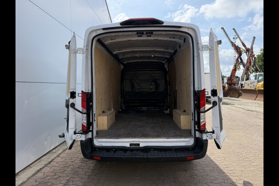 Ford E-Transit 68kWh 184PK L3H2 317km WLTP 96,2% (SOH) BEV Snelladen Navigatie Cruise control Climate control 360 Camera Carplay Laadkabel Parkeersensoren