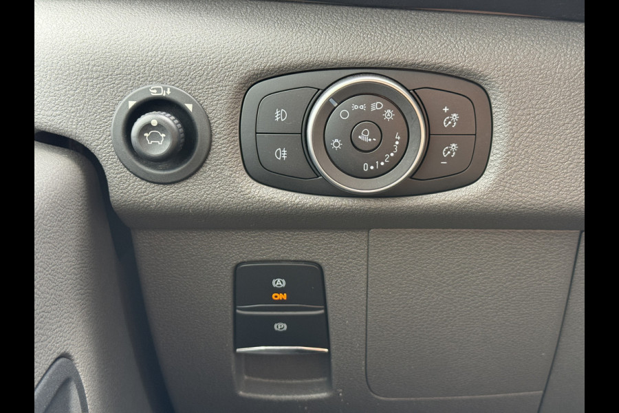 Ford E-Transit 68kWh 184PK L3H2 317km WLTP 96,2% (SOH) BEV Snelladen Navigatie Cruise control Climate control 360 Camera Carplay Laadkabel Parkeersensoren