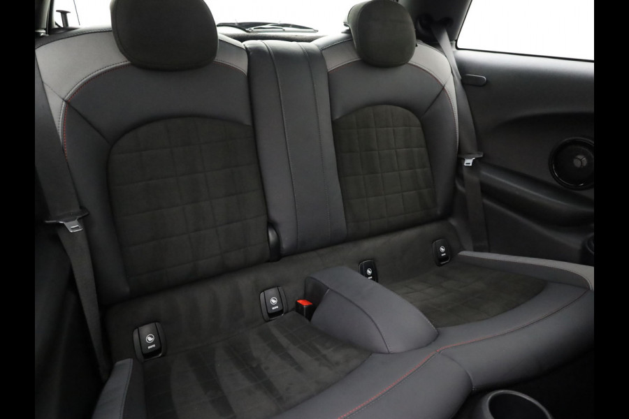 MINI 3-deurs 2.0 Cooper S Hammersmith | Pano | Keyless | Camera | Harman/Kardon | JCW | Prijs Rijklaar !!