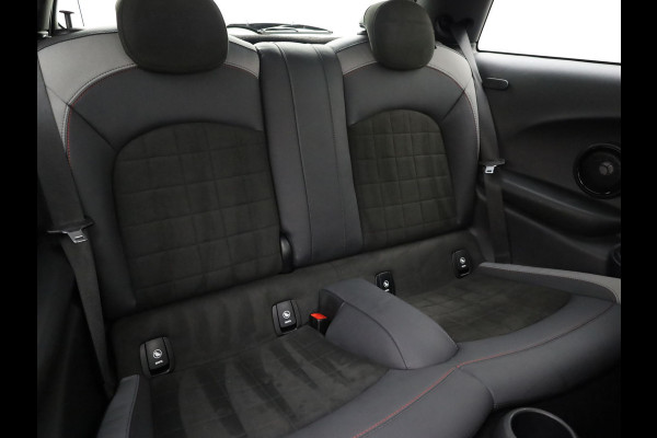 MINI 3-deurs 2.0 Cooper S Hammersmith | Pano | Keyless | Camera | Harman/Kardon | JCW | Prijs Rijklaar !!