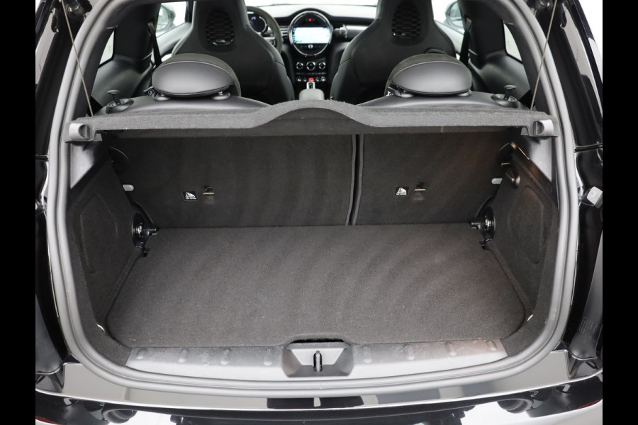 MINI 3-deurs 2.0 Cooper S Hammersmith | Pano | Keyless | Camera | Harman/Kardon | JCW | Prijs Rijklaar !!