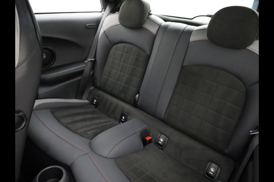 MINI 3-deurs 2.0 Cooper S Hammersmith | Pano | Keyless | Camera | Harman/Kardon | JCW | Prijs Rijklaar !!