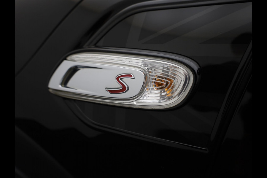 MINI 3-deurs 2.0 Cooper S Hammersmith | Pano | Keyless | Camera | Harman/Kardon | JCW | Prijs Rijklaar !!