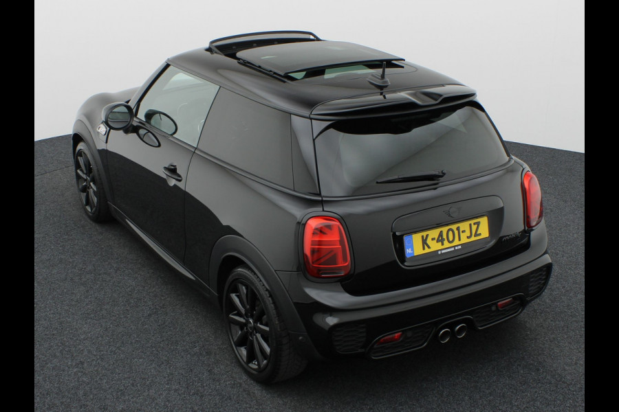 MINI 3-deurs 2.0 Cooper S Hammersmith | Pano | Keyless | Camera | Harman/Kardon | JCW | Prijs Rijklaar !!