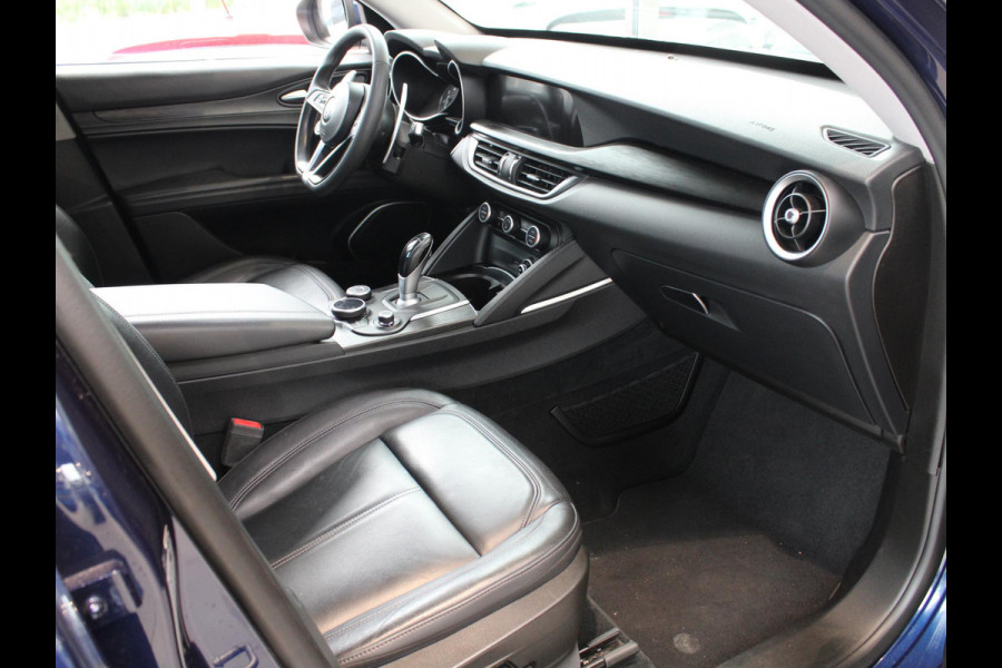 Alfa Romeo Stelvio 2.2d Super | 12 MAANDEN BOVAG GARANTIE | LUXURY PACK |