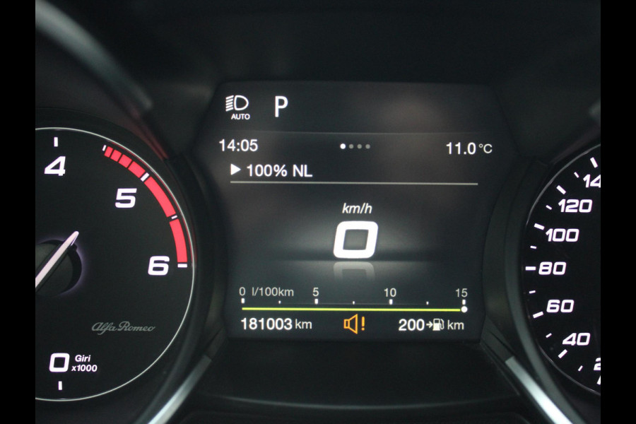 Alfa Romeo Stelvio 2.2d Super | 12 MAANDEN BOVAG GARANTIE | LUXURY PACK |