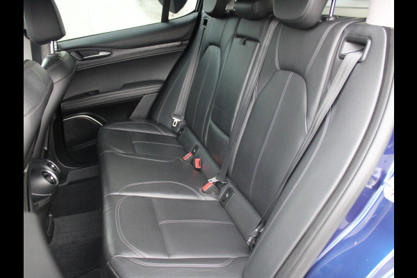Alfa Romeo Stelvio 2.2d Super | 12 MAANDEN BOVAG GARANTIE | LUXURY PACK |