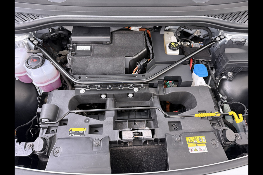 Volkswagen ID.4 Pro 82kWh 204PK SOH 96% Warmtepomp Trekhaak Adap.Cruise Apple Carplay Android Auto Navi Ecc Wifi Lmv 19" Led Isofix DAB Bluetooth Rijstrooksensor 1e Eigenaar Dealeronderhouden Origineel Nederlandse Auto