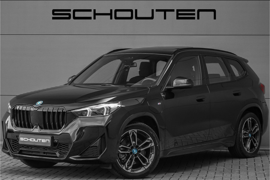 BMW X1 xDrive25e M-Sport Pano Driving Assist Pro Stuur & Stoelverw 360° HUD