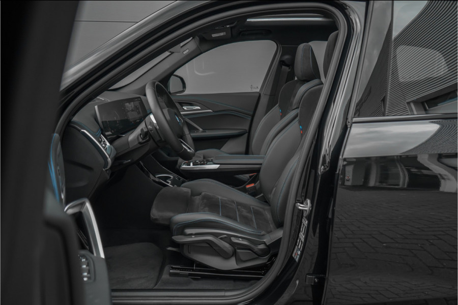 BMW X1 xDrive25e M-Sport Pano Driving Assist Pro Stuur & Stoelverw 360° HUD