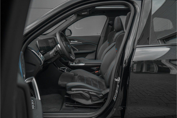 BMW X1 xDrive25e M-Sport Pano Driving Assist Pro Stuur & Stoelverw 360° HUD