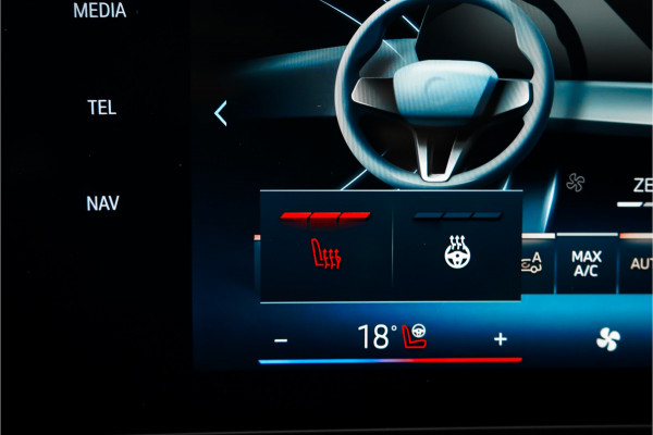 BMW X1 xDrive25e M-Sport Pano Driving Assist Pro Stuur & Stoelverw 360° HUD