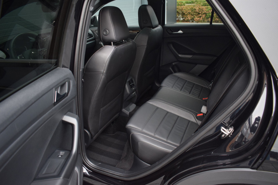 Volkswagen T-Roc 1.5 TSI R-Line Leer | Pano | Camera