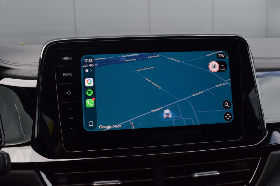 Volkswagen T-Roc 1.5 TSI R-Line Leer | Pano | Camera