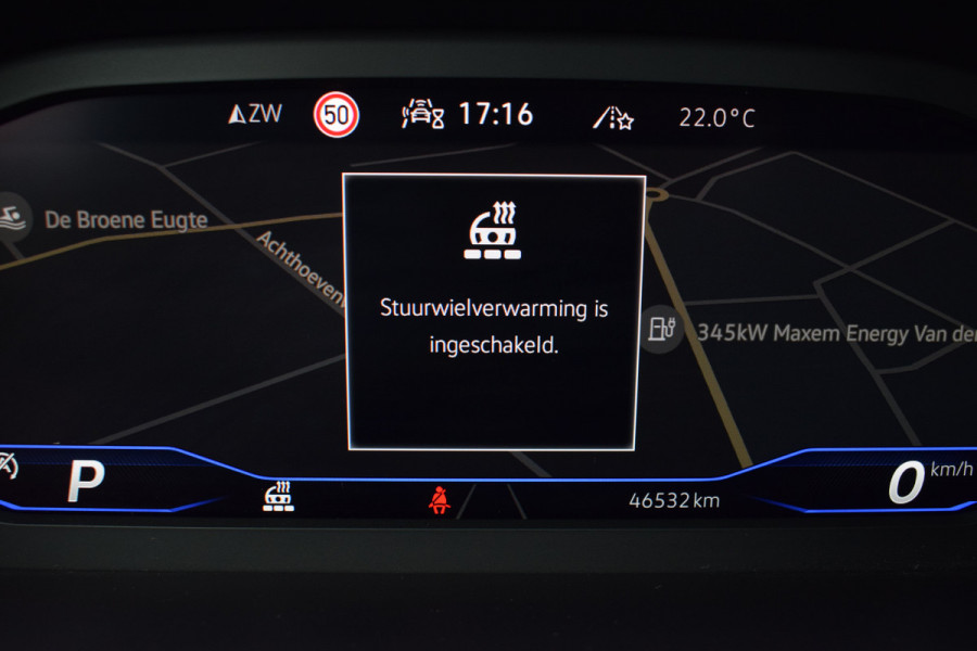 Volkswagen T-Roc 1.5 TSI R-Line Leer | Pano | Camera