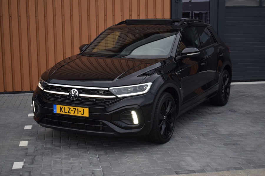 Volkswagen T-Roc 1.5 TSI R-Line Leer | Pano | Camera