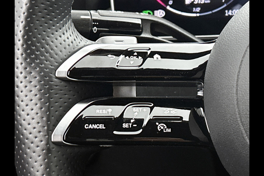 Mercedes-Benz CLE Cabriolet 180 AMG Line Premium pakket | Night pakket | Windschut | 360 graden camera | AIRSCARF| dodenhoekassisitent Premium pakket | Night pakket | Windschut | 360 graden camera | AIRSCARF| dodenhoekassisitent