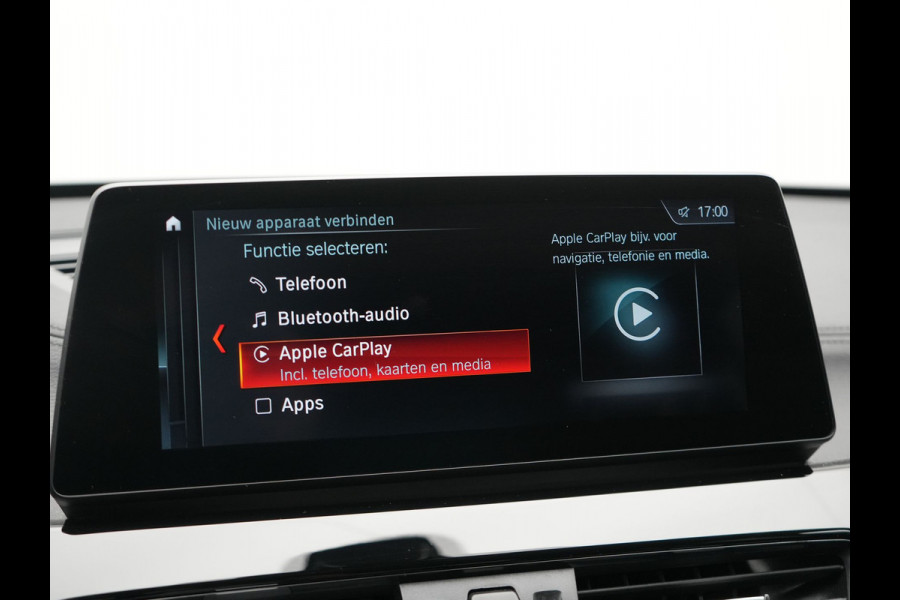 BMW X1 xDrive25e Sportline PHEV 221pk Dealer O.H | Trekhaak Afn. | Camera | Harman / Kardon | Head Up | Sporstoelen Verwarmd | Cruise Control | Carplay | Sfeerverlichting | Navigatie | DAB | 18"L.M | Plug In Hybrid |