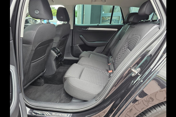Škoda Superb Combi 1.5 TSI ACT Style Business | Automaat | Xenon | Trekhaak | Camera | App-connect | Stoelverwarming | Keyless | Sunset |