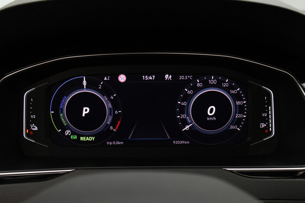 Volkswagen Passat Variant 1.4 TSI PHEV GTE Business Panoramadak, ACC, Apple Carplay, Trekhaak, Camera, Keyless